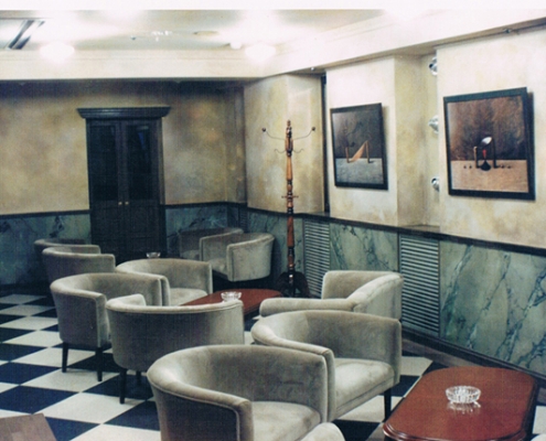 Murs patinés et soubassements en faux marbre. Salon de thé / Japon - Alain Grand Peintre décorateur